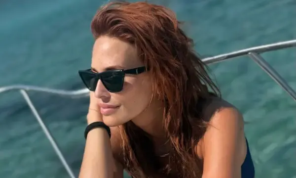 Σίσσυ Χρηστίδου: Στην Κέρκυρα με τον σύντροφό της πριν από την τηλεοπτική της επιστροφή