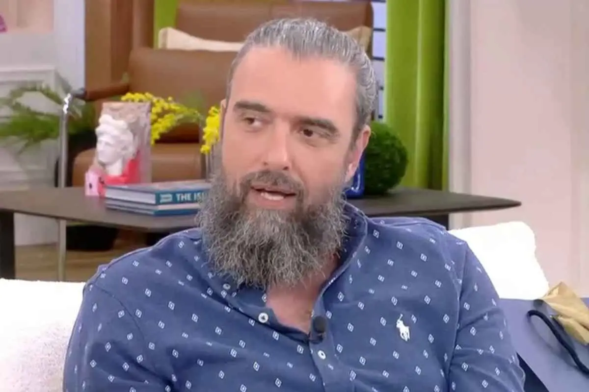 Γιώργος Μαζωνάκης: Η έκκληση του Σωτήρη Τσαφούλια – «Προσέξτε αυτούς που σας υπόσχονται ότι δεν θα γεράσετε»