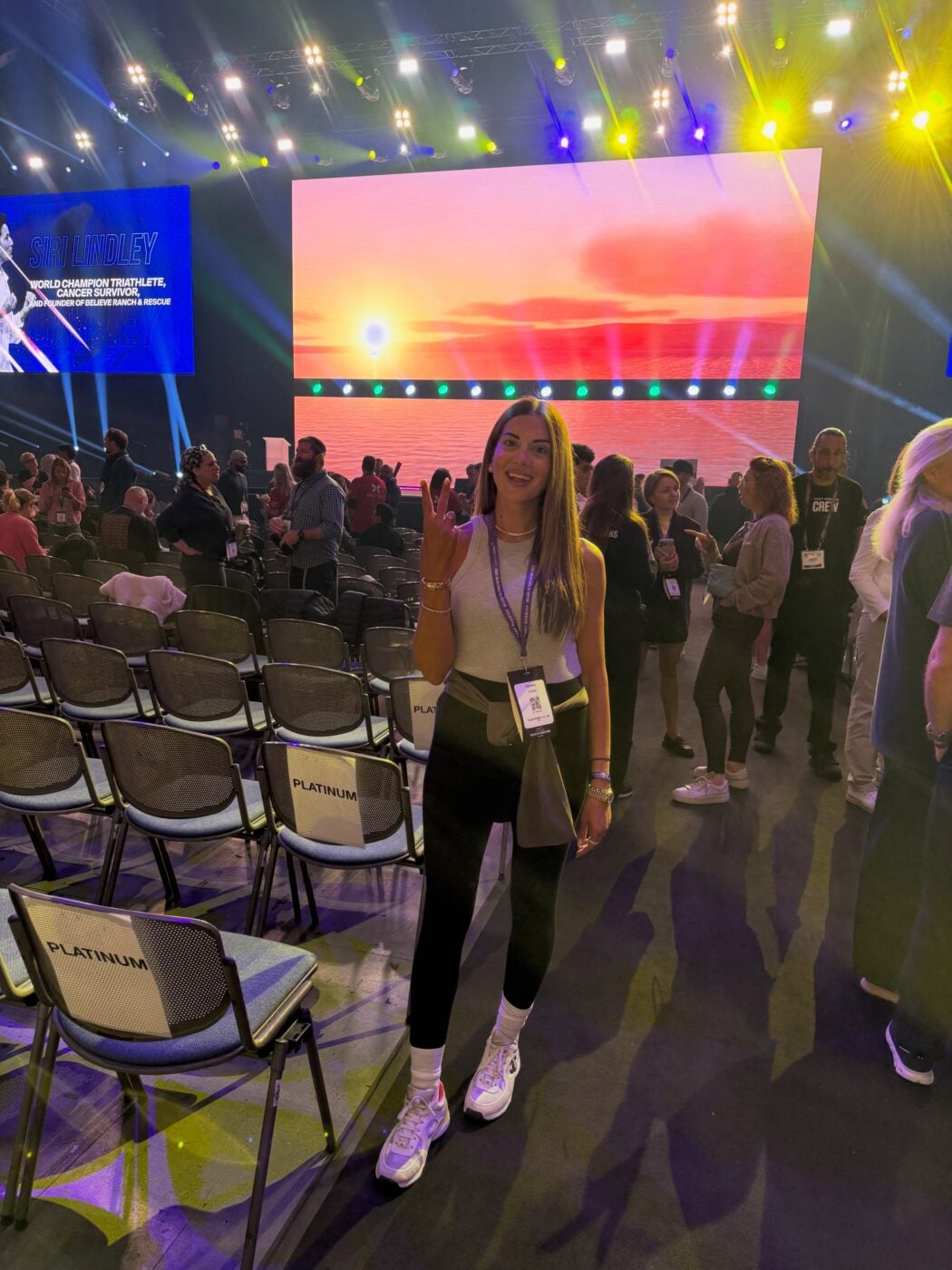 Σταματίνα Τσιμτσιλή: Βούρκωσε με τον Tony Robbins στη Γερμανία – «Ήταν μια πολύ δυνατή εμπειρία, γεμάτη συναίσθημα και σκέψεις»