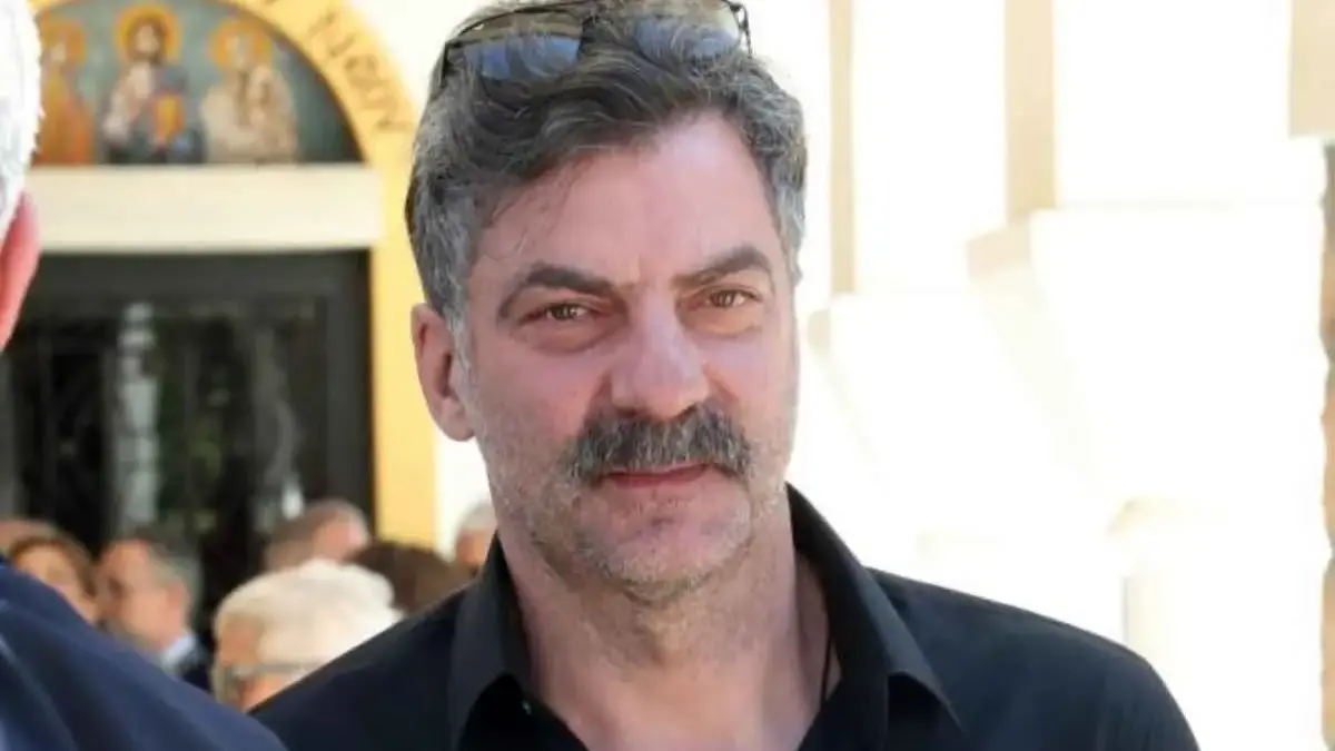 Στάθης Μαντζώρος: Βελτίωση 13 μήνες μετά το εγκεφαλικό – «Αναγνωρίζει πρόσωπα, κινεί τα χέρια του»