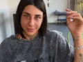 Super Κική: 7 ώρες εγκλωβισμένη στο αεροπλάνο στο αεροδρόμιο της Αγγλίας
