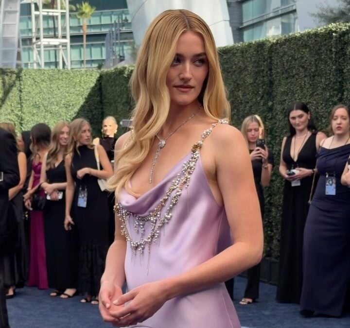 Emmys 2026: Οι καλύτερες εμφανίσεις στο κόκκινο χαλί των βραβείων Emmy