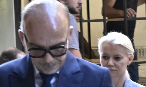 Ηλίας Θεοδωρόπουλος – Ιωάννα Γάκα: Ποιοι είναι οι γιατροί που ο Γιώργος Μαζωνάκης επισκέφθηκε για θεραπεία πλασμαφαίρεσης
