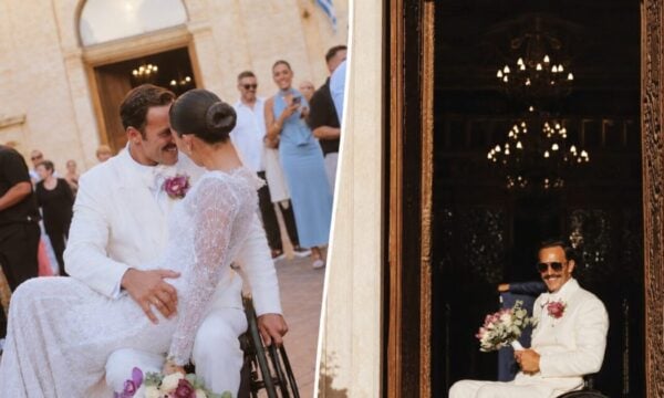 Αντώνης Τσαπατάκης: Δημοσίευσε βίντεο από τον γάμο του – «Αυτή είναι η γυναίκα μου, η αχτίδα που έγινε το φως μου»