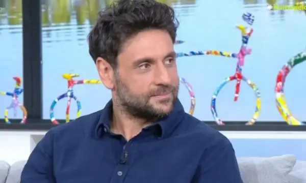 Γιώργος Χρυσοστόμου: Εξομολογείται «Δουλεύω τόσο πολύ για να ξεχάσω – Όταν σκέφτομαι, ταράζομαι»