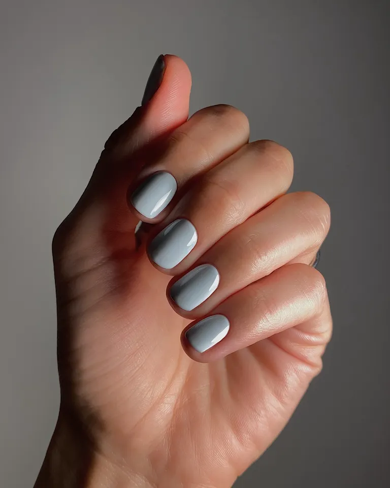 Μανικιούρ: Οι nail artists αποκαλύπτουν τα πιο chic χρώματα για το φθινόπωρο
