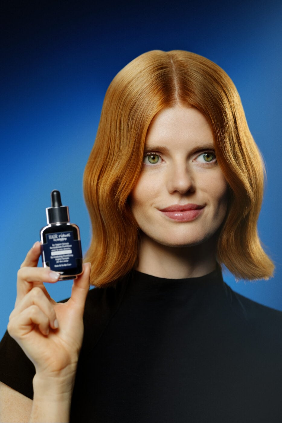 Hair Rituel by Sisley: Η νέα επιστημονική προσέγγιση στην υγεία των μαλλιών ξεκινά από το τριχωτό