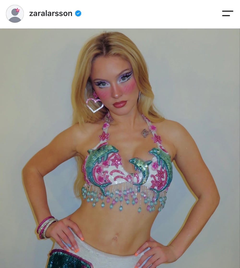 Ζάρα Λάρσον: Η πολύχρωμη pop star με ανήσυχη ψυχή και ξεχωριστό στιλ