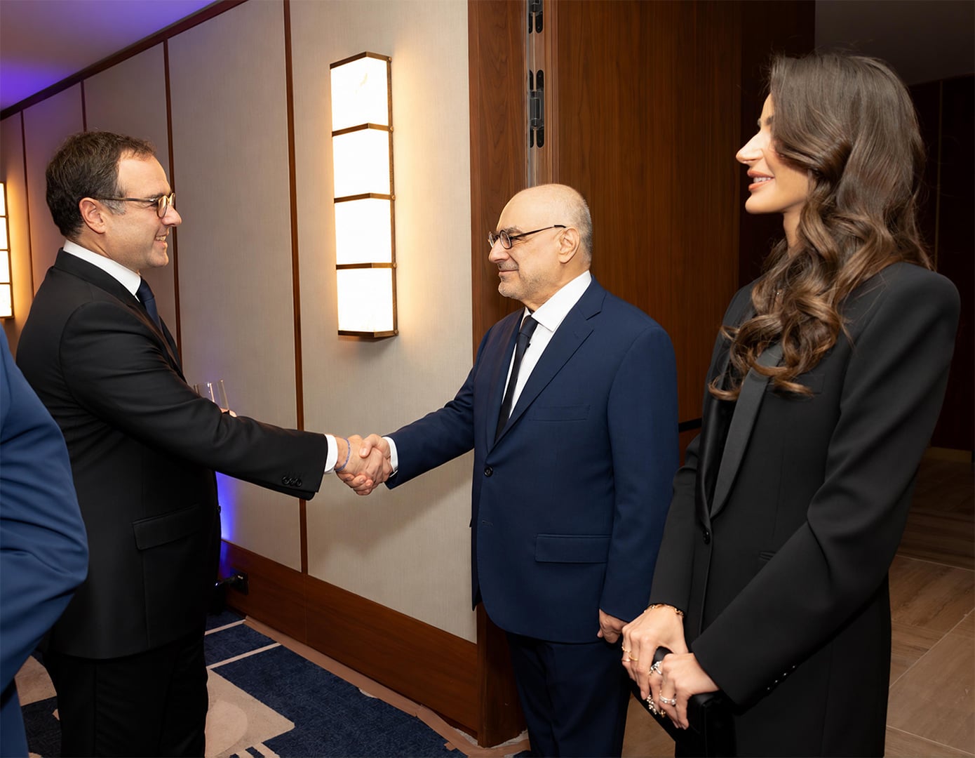 ΑΝΤ1: Ο Θοδωρής Κυριακού παρέθεσε δείπνο στους μεγάλους δωρητές του Τηλεμαραθωνίου για τα Παιδιά