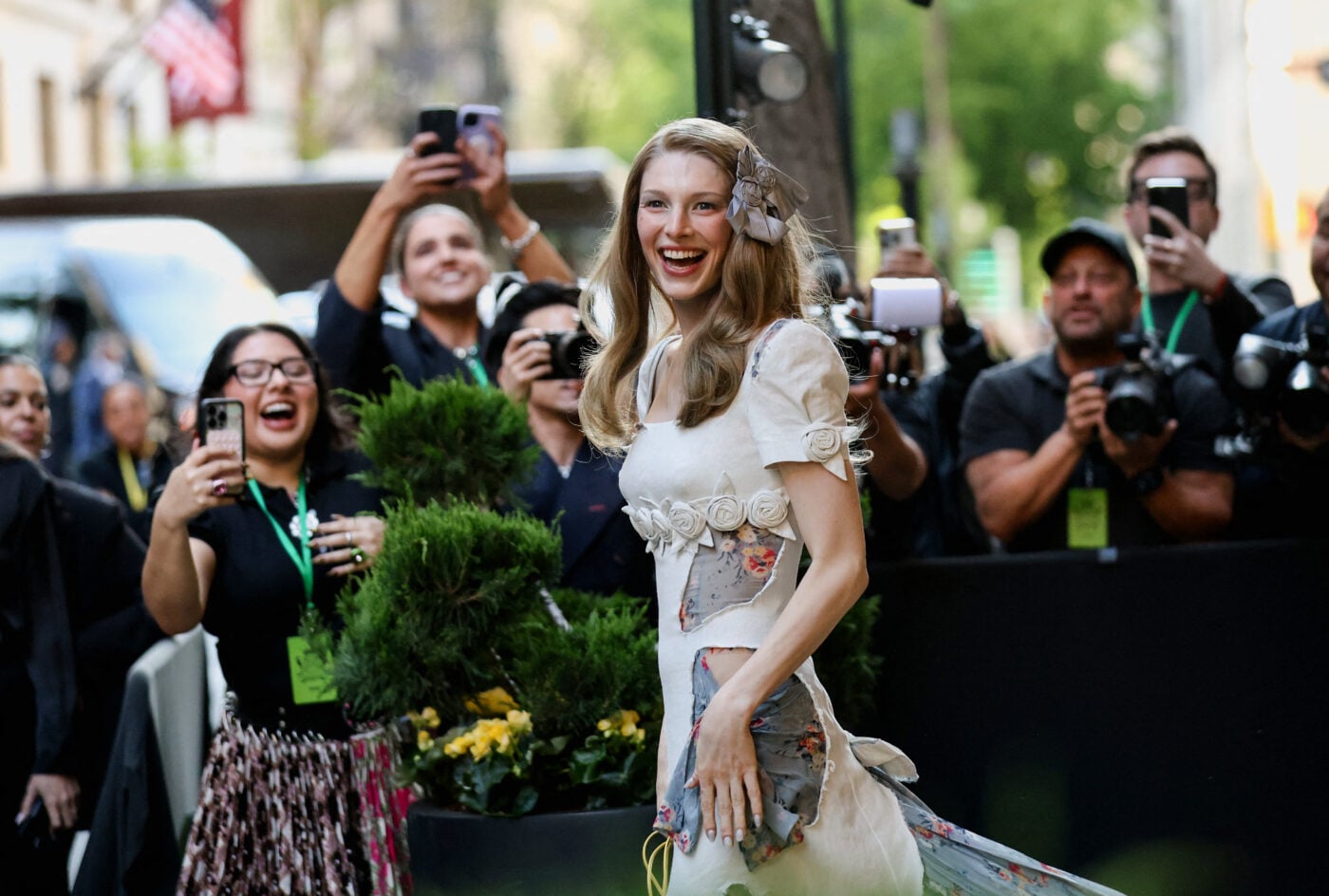 Hunter Schafer: Αποκάλυψε ότι υποβλήθηκε σε επέμβαση επιβεβαίωσης φύλου – «Είμαι γυναίκα, είμαι κορίτσι»