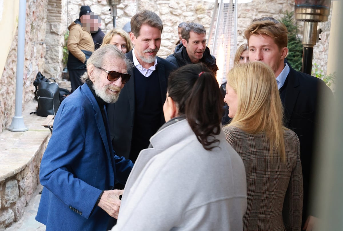 Γιώργος Βαρδινογιάννης: Η σπάνια εμφάνιση με τον Νικόλαο Ντε Γκρες, ο γάμος της Χρυσής και ο λόγος του στη δεξίωση