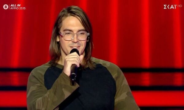 The Voice: Ο φοιτητής Ιατρικής από τη Θεσσαλονίκη που εντυπωσίασε την Έλενα Παπαρίζου