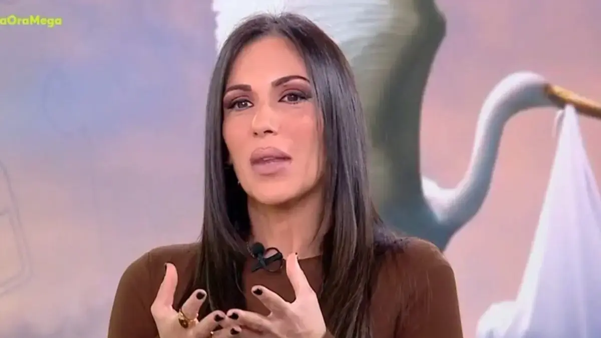 Ανθή Βούλγαρη: «Για το παιδί μου βγάζω νύχια» – Η αιχμηρή απάντηση για τη συμπεριφορά των media