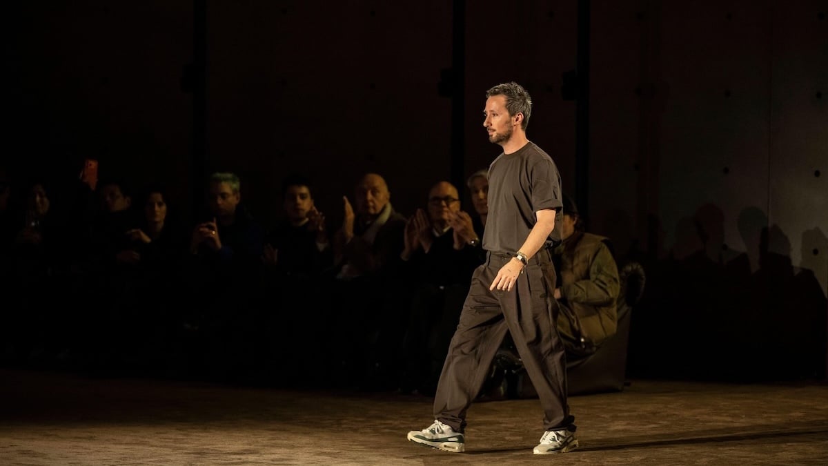 Saint Laurent: Ο Άντονι Βακαρέλο αποχωρεί από τον οίκο έπειτα από μία δεκαετία