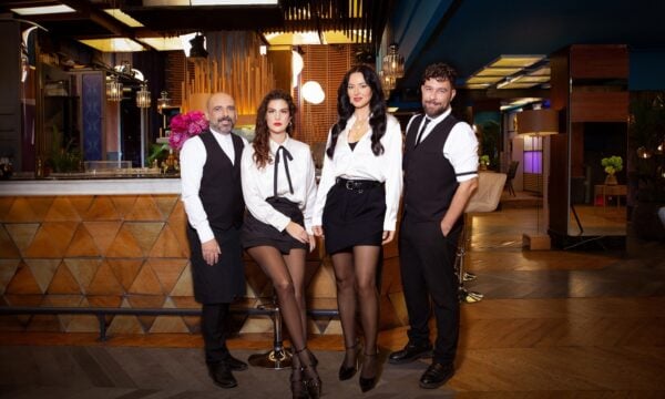 First Dates: Από τη Ρωσία έρχεται ο Παντελής για να γνωρίσει τη Δήμητρα – Ο Στέλιος αναζητά την πρώτη του σχέση