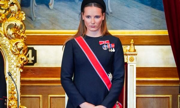 Πριγκίπισσα Ingrid Alexandra: Έκανε ντεμπούτο με νέα τιάρα στο πρώτο της βασιλικό γκαλά