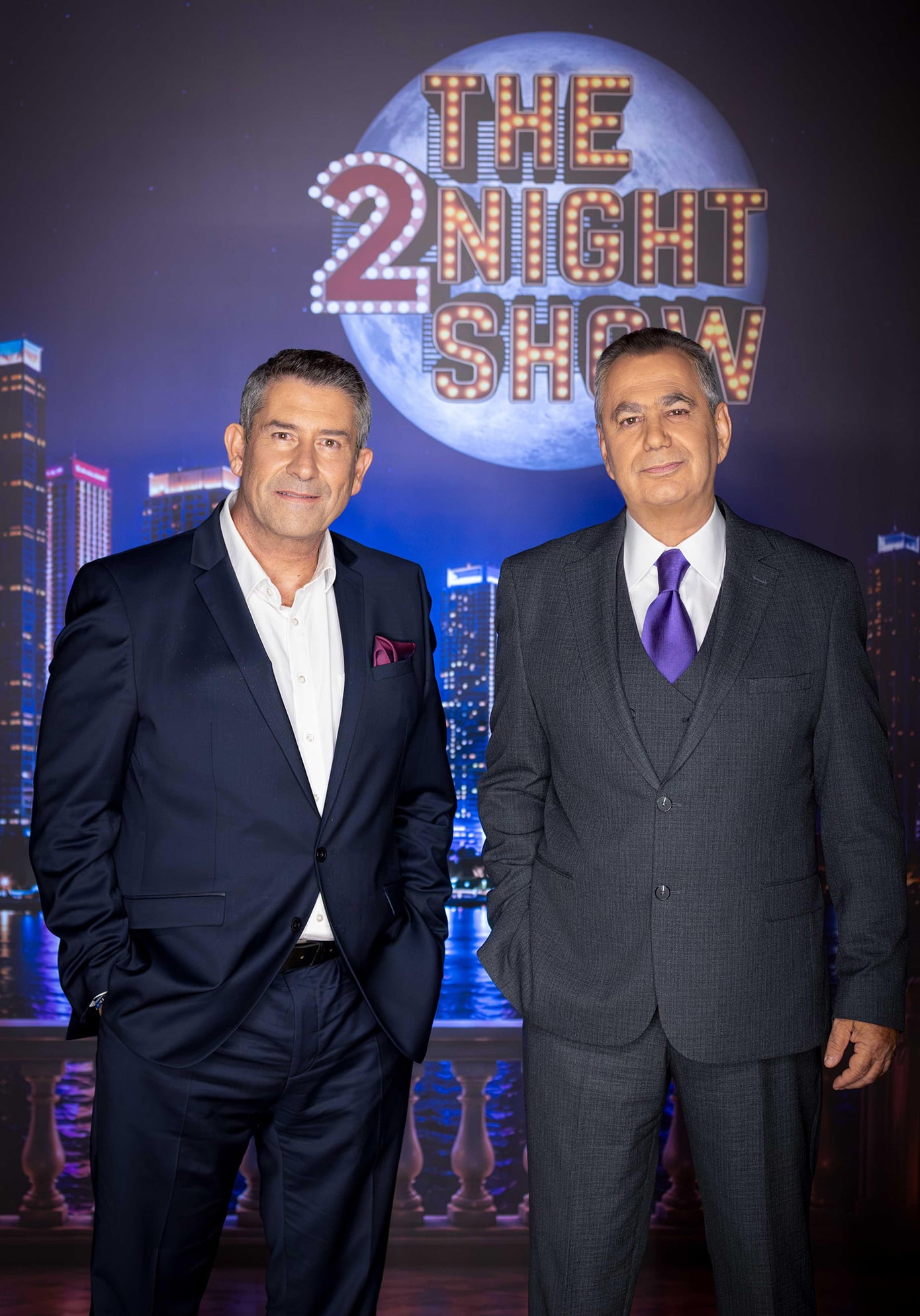 «The 2Night Show»: Χιώτης και Παυλόπουλος αλλάζουν ωράριο – Μαζί τους ο Τάκης Ζαχαράτος και ο ανατρεπτικός Jimmy Sion