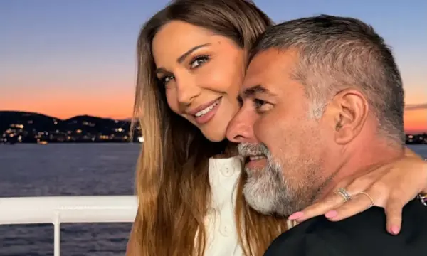 Η Δέσποινα Βανδή εξομολογείται δημόσια τον έρωτά της στον Βασίλη Μπισμπίκη: «Προσεύχομαι να μείνω για πάντα εδώ»