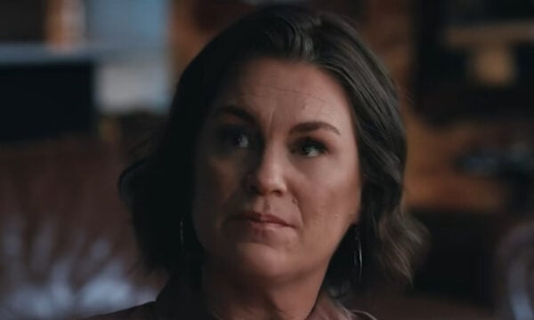 Matthew Perry: Η αδελφή του λύγισε τρία χρόνια μετά τον θάνατό του – «Ακόμη του μιλάω, μου λείπει να τον αγκαλιάζω»