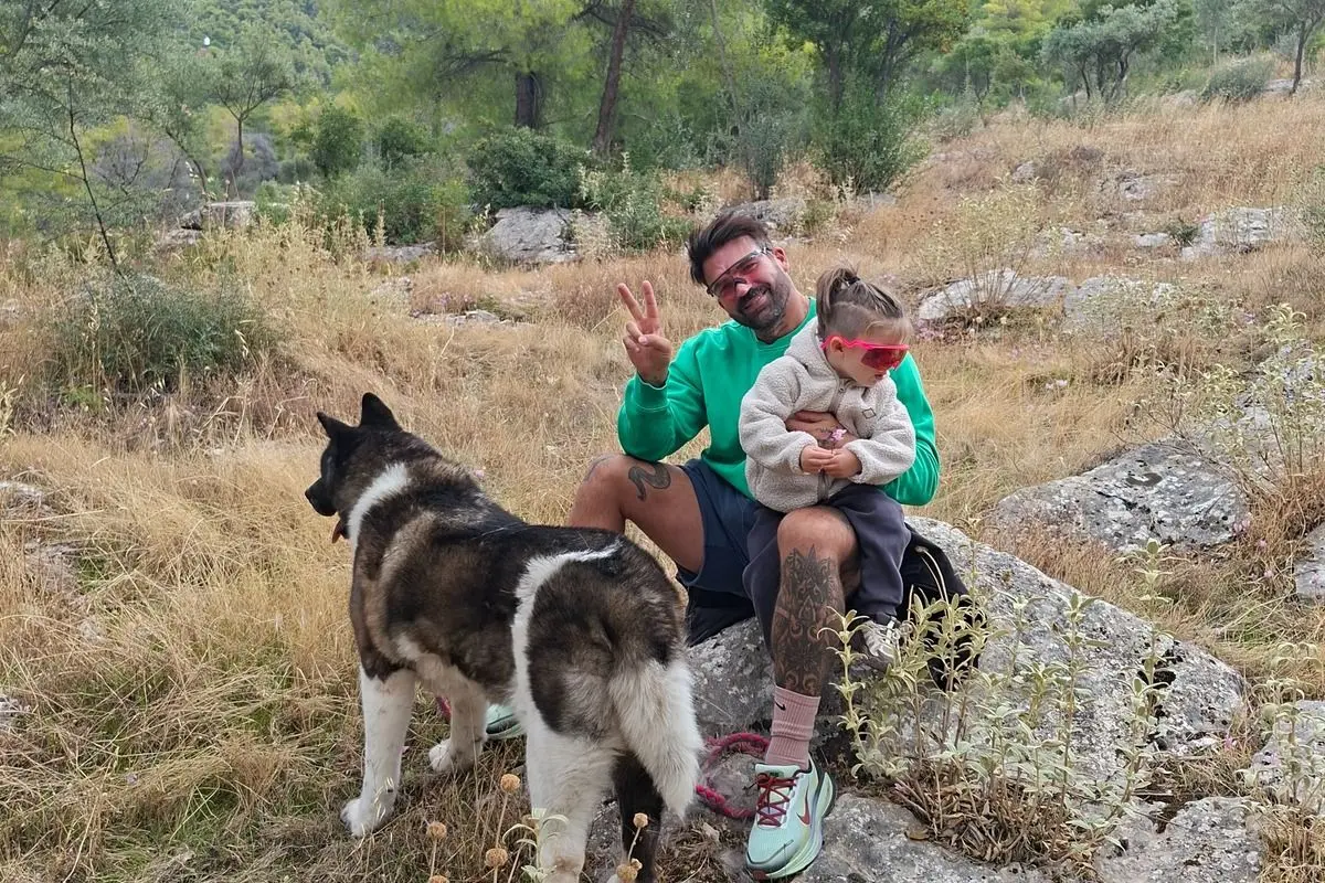 Δημήτρης Αλεξάνδρου: Η φωτογραφία που τον «πρόδωσε» για το πώς έχει αποθηκεύσει την Ιωάννα Τούνη στο κινητό του