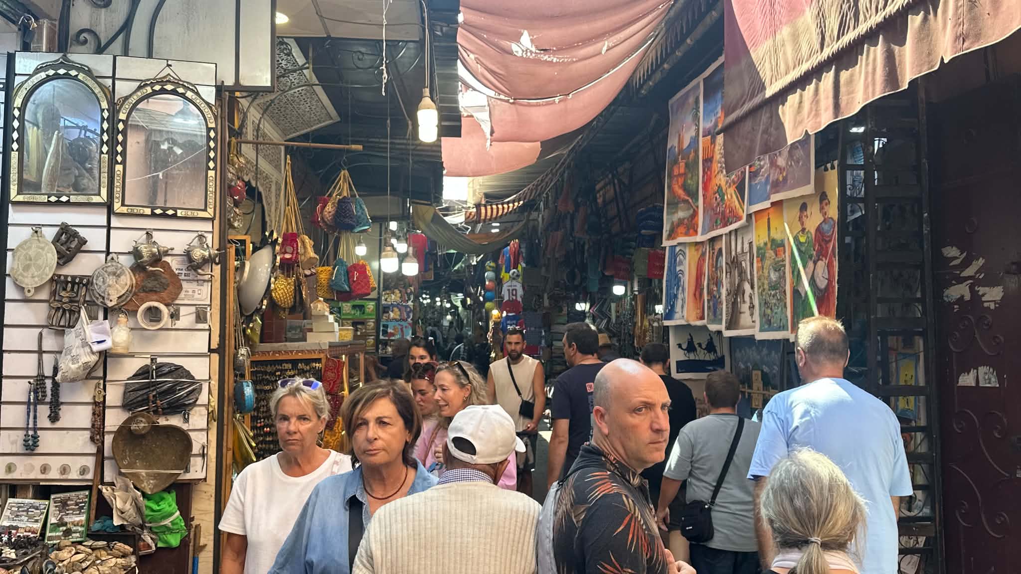 Η πόλη της Αφρικής που λάμπει όταν πέφτει ο ήλιος