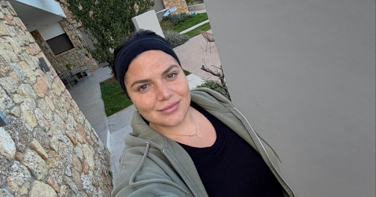 Δανάη Μπάρκα: Το βίντεο με τη φουσκωμένη κοιλιά λίγο πριν γίνει μαμά – «Sorry καλοκαιρινοί τύποι»