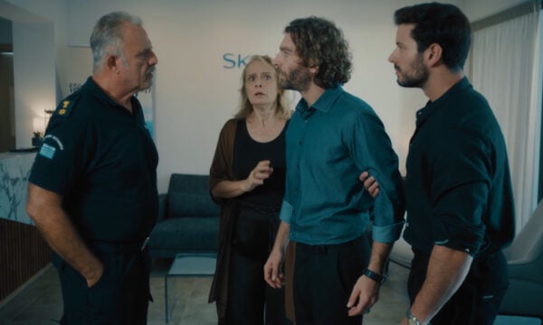 «Μπλε Ώρες»: Η σύλληψη του Φίλιππου προκαλεί ένταση στην οικογένεια Αντωνιάδη