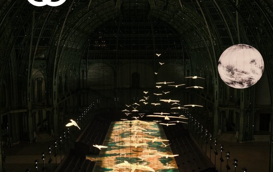 Chanel: Ο Matthieu Blazy της αφήνει χώρο να πετάξει