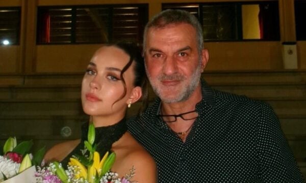Βικτώρια Δέλλα: Το μήνυμα για τον καρκίνο του μαστού λίγους μήνες μετά τον θάνατο της μητέρας της, Γωγώς Μαστροκώστα