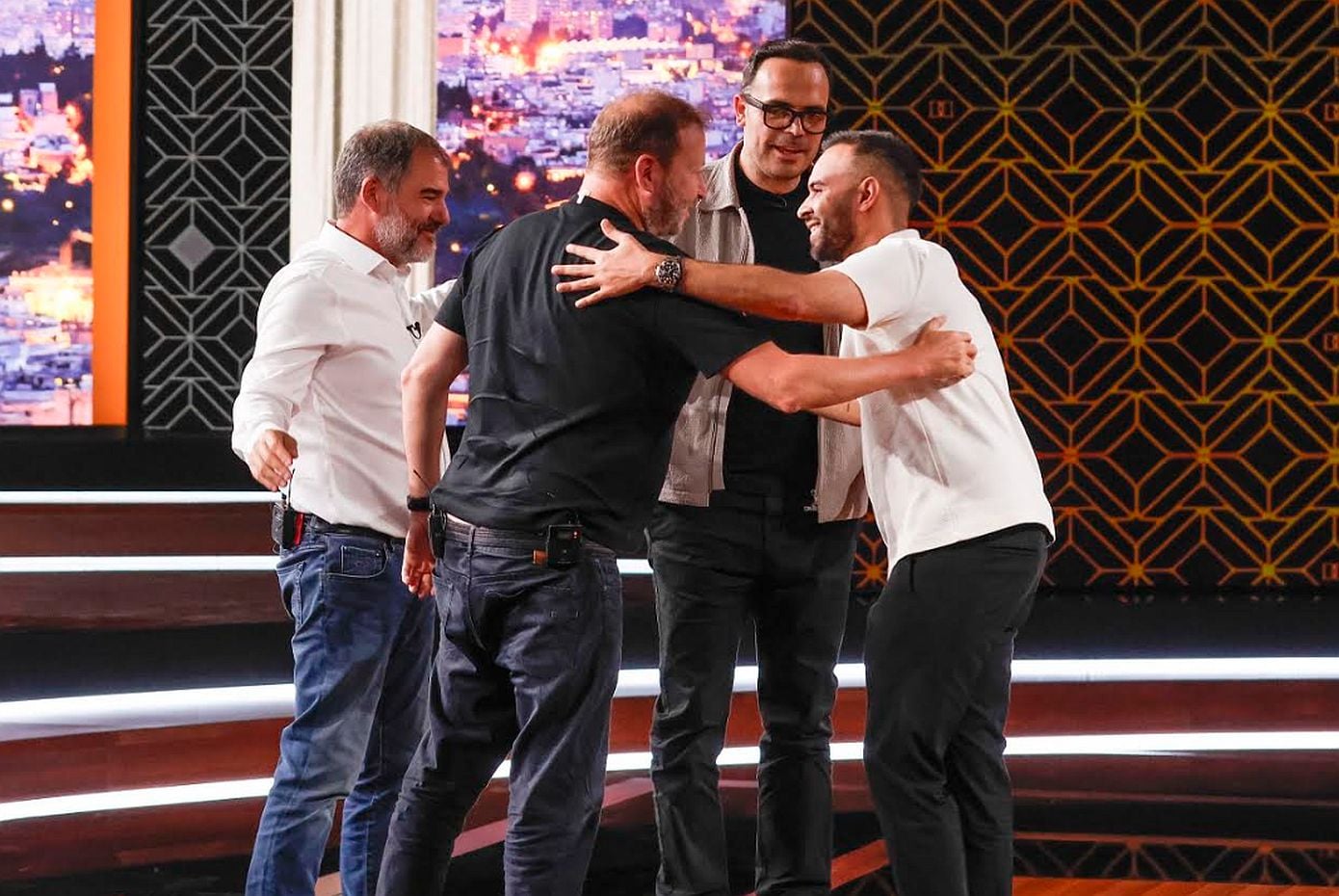 Dragons’ Den με τον Σάκη Τανιμανίδη: Συμφωνίες συνολικής αξίας 800.000 ευρώ