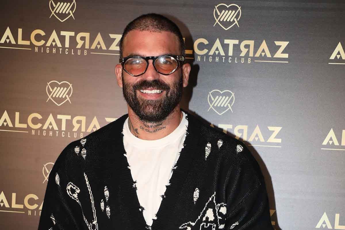 Δημήτρης Αλεξάνδρου: Η τρυφερή αγκαλιά με τον Πάρη και το μήνυμα «Εκεί που σταματάνε όλα»