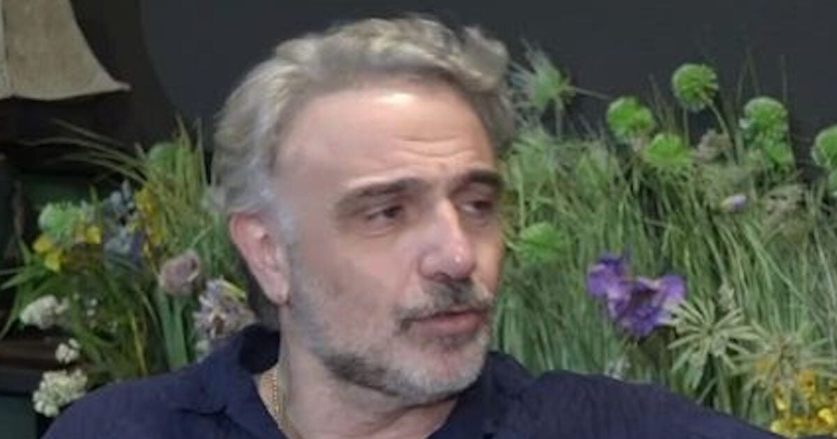 Φάνης Μουρατίδης: «Έχω ξεχάσει τα παιδιά μου και πήγα στο σχολείο μόνο με τις τσάντες τους»