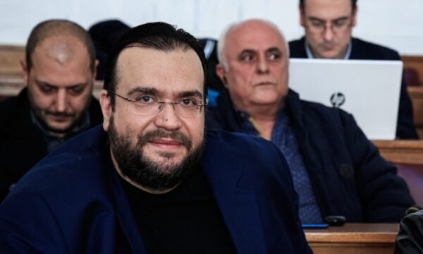 Φίλιππος Καμπούρης: Συνελήφθη μαζί με τη σύζυγό του για απάτη στον e-ΕΦΚΑ
