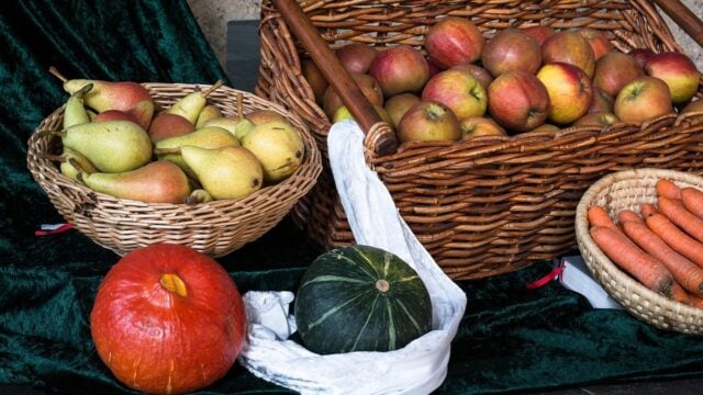 Φρούτα και λαχανικά εποχής Νοεμβρίου: τι μπαίνει στο καλάθι μας;