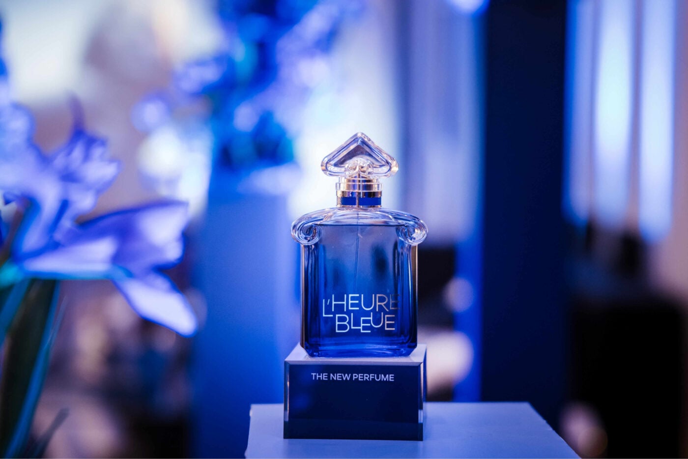 Guerlain L’Heure Bleue: Το νέο άρωμα παρουσιάστηκε με φόντο την Ακρόπολη