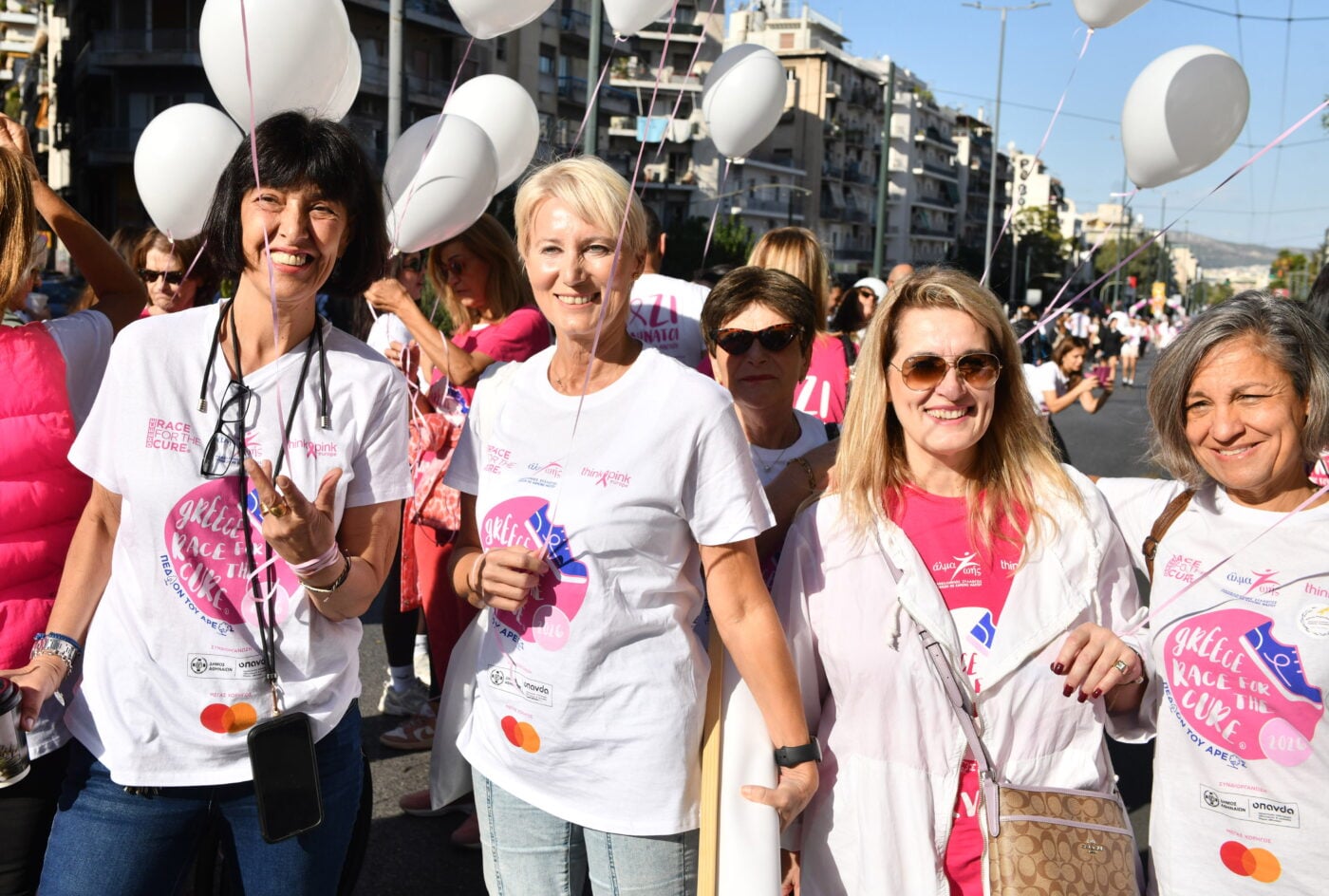 Νατάσα Παζαΐτη: Στο Race for the Cure με τα δίδυμα παιδιά της, Αλέξανδρο και Αλίκη – Φωτογραφίες