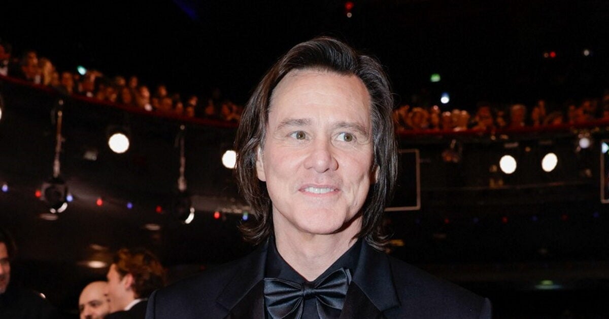 Jim Carrey: Επτά μήνες μετά την πρώτη επίσημη δημόσια εμφάνισή τους, παντρεύτηκε τη σύντροφό του, Min Ah