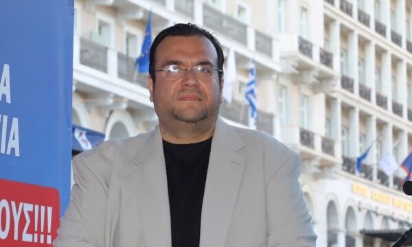 Φίλιππος Καμπούρης: Συνελήφθη με τη σύζυγό του για απάτη σε βάρος του e-ΕΦΚΑ – Η φερόμενη δράση του κυκλώματος