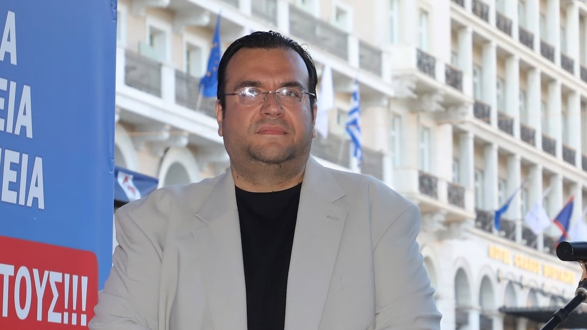 Φίλιππος Καμπούρης: Συνελήφθη με τη σύζυγό του για απάτη σε βάρος του e-ΕΦΚΑ – Η φερόμενη δράση του κυκλώματος