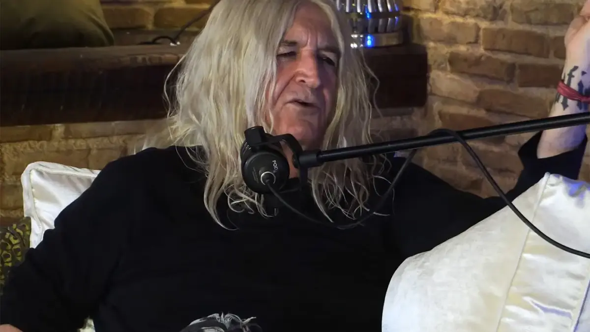 Νίκος Καρβέλας: Συνεργασία έκπληξη με τον Λευτέρη Πανταζή μετά την κόντρα με τη Βίσση