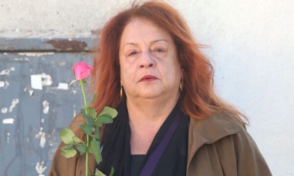 Ελένη Κοκκίδου για τον θάνατο του σκηνοθέτη Διονύση Φερεντίνου: «Έχουμε πάθει όλοι σοκ – Ήταν ένα παιδί που γελούσε συνέχεια»
