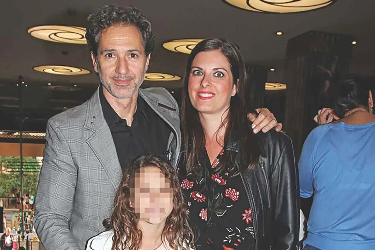 Δημήτρης Κόκοτας: Δύο διαφορετικά μνημόσυνα από τη σύζυγο και την αδελφή του