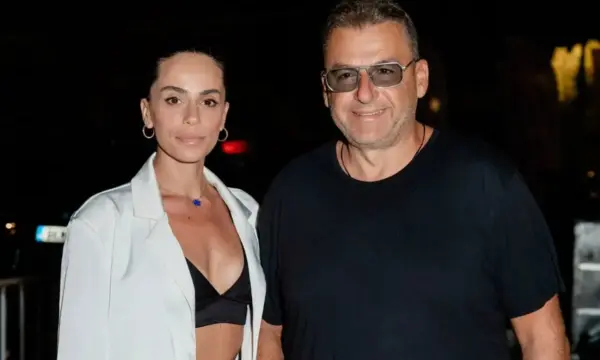 Λιάγκας – Αντωνά: Ερωτευμένοι σε πάρτι γενεθλίων φίλου τους