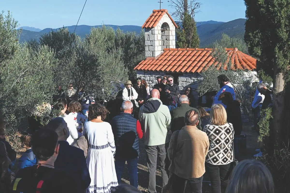 Συγκίνηση στο κτήμα του αείμνηστου Μανουσάκη – «Ψίθυροι καρδιάς με θέα τον Ταΰγετο»