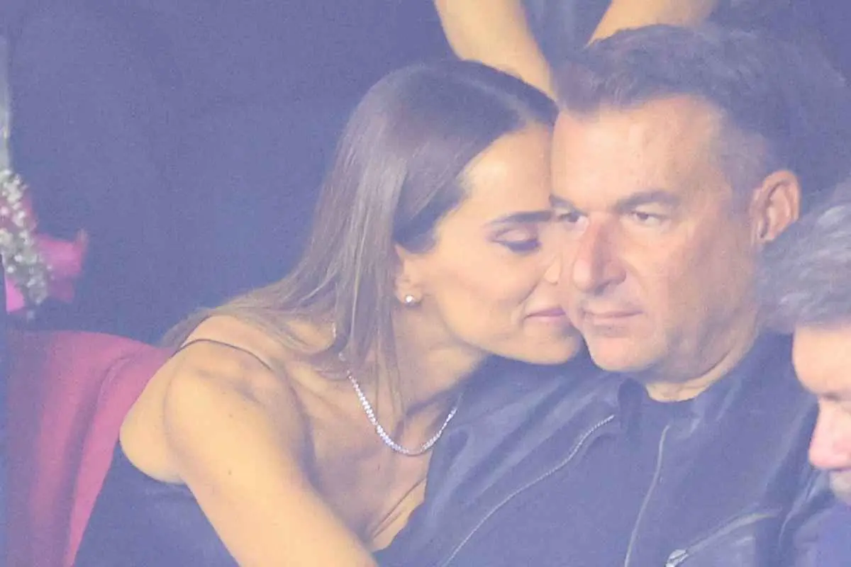 Μαρία Αντωνά για τον Γιώργο Λιάγκα: «Λιώνει» και δηλώνει «Στην αγκαλιά του βρίσκω το καταφύγιό μου»