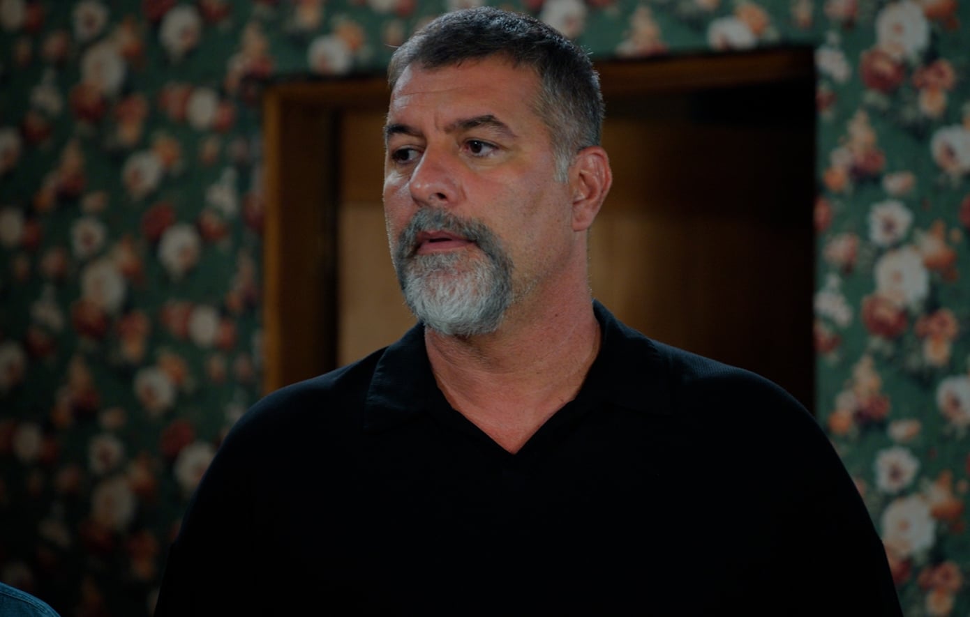 «Δυο μαύρα πουκάμισα»: Η Σοφία αγνοείται και ο Νικήτας την αναζητά παντού