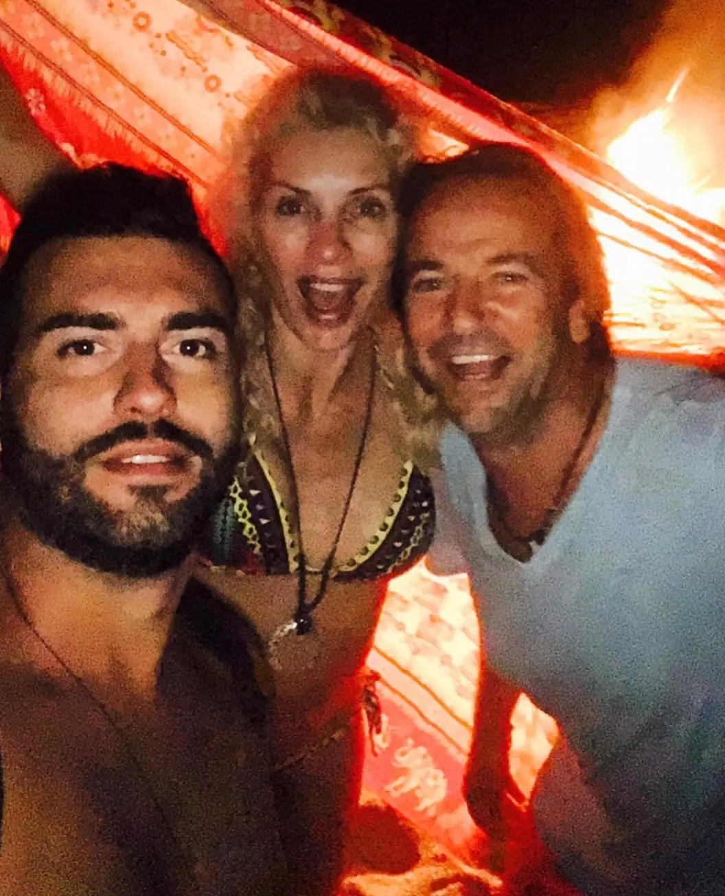 Ελένη Μενεγάκη αδημοσίευτες φωτό