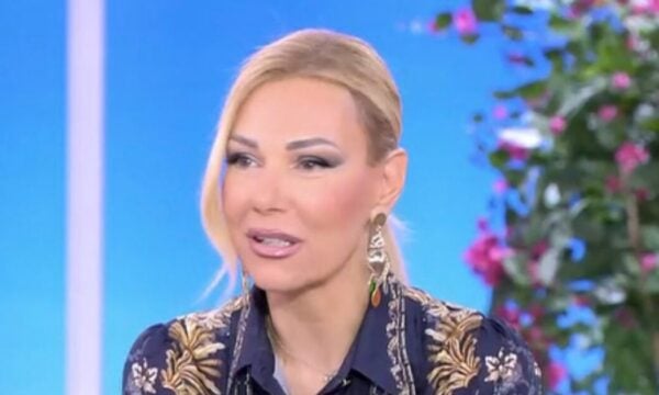 Τίνα Μεσσαροπούλου για το ξέσπασμα του Πέτρου Φιλιππίδη κατά του Σπύρου Μπιμπίλα: «Τι τον τσίμπησε; Μέχρι τώρα ήταν σαν μοναχός στο Άγιο Όρος»