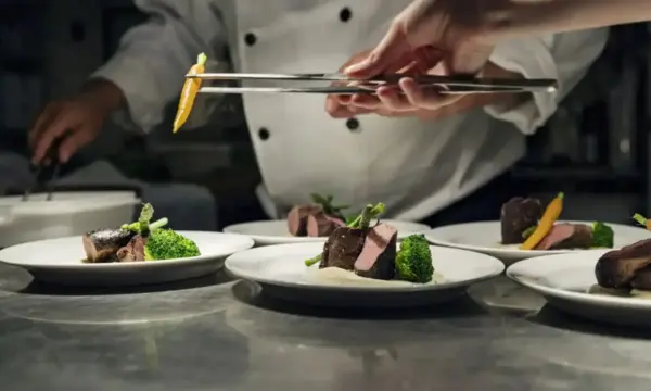 Οδηγός Michelin 2027: Η Ελλάδα κερδίζει μεγάλες γαστρονομικές διακρίσεις