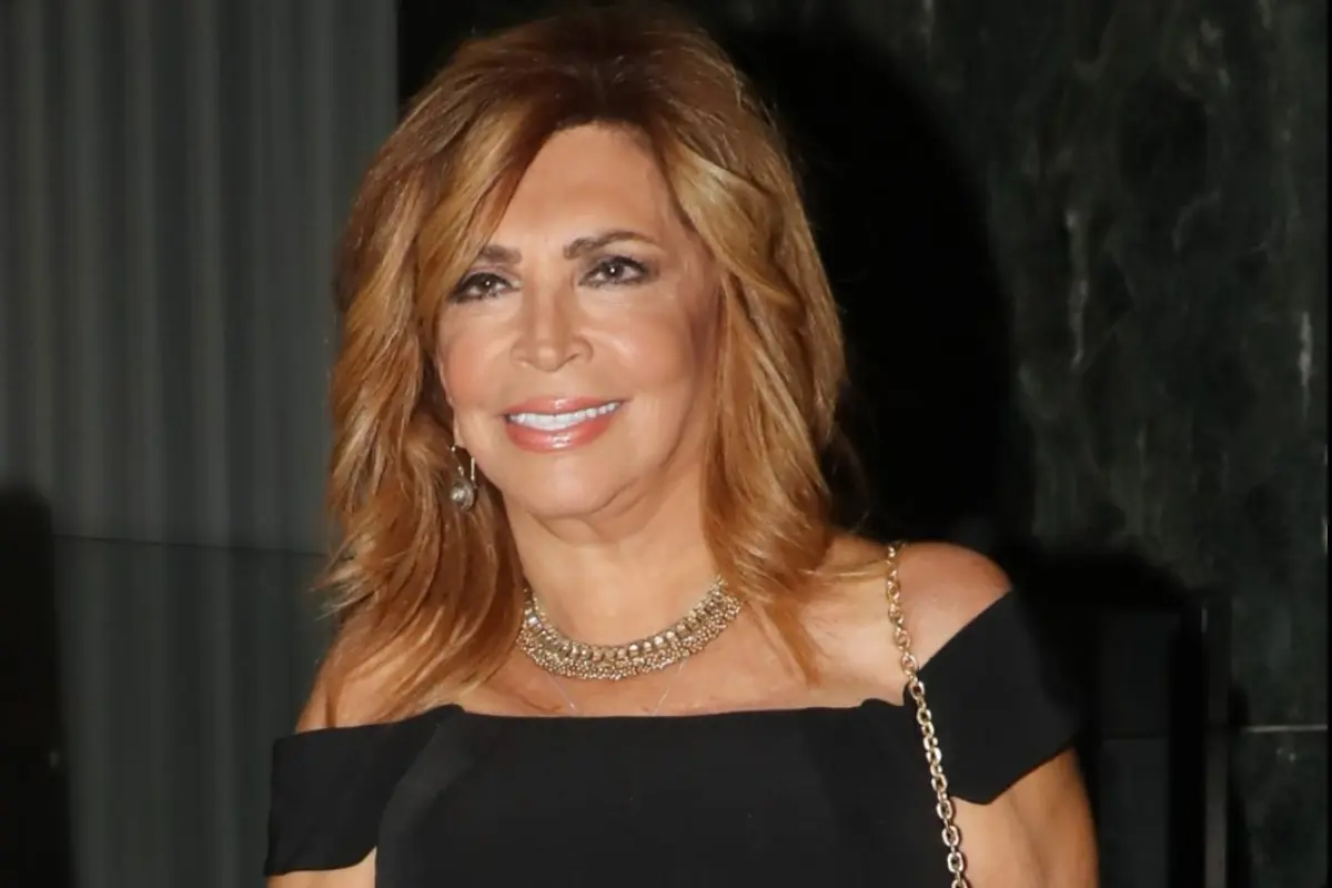 Μιμή Ντενίση για τα social media: «Ξεχειλίζει η κακία, η ζήλια, το κουτσομπολιό, τα φτηνιάρικα αστεία»